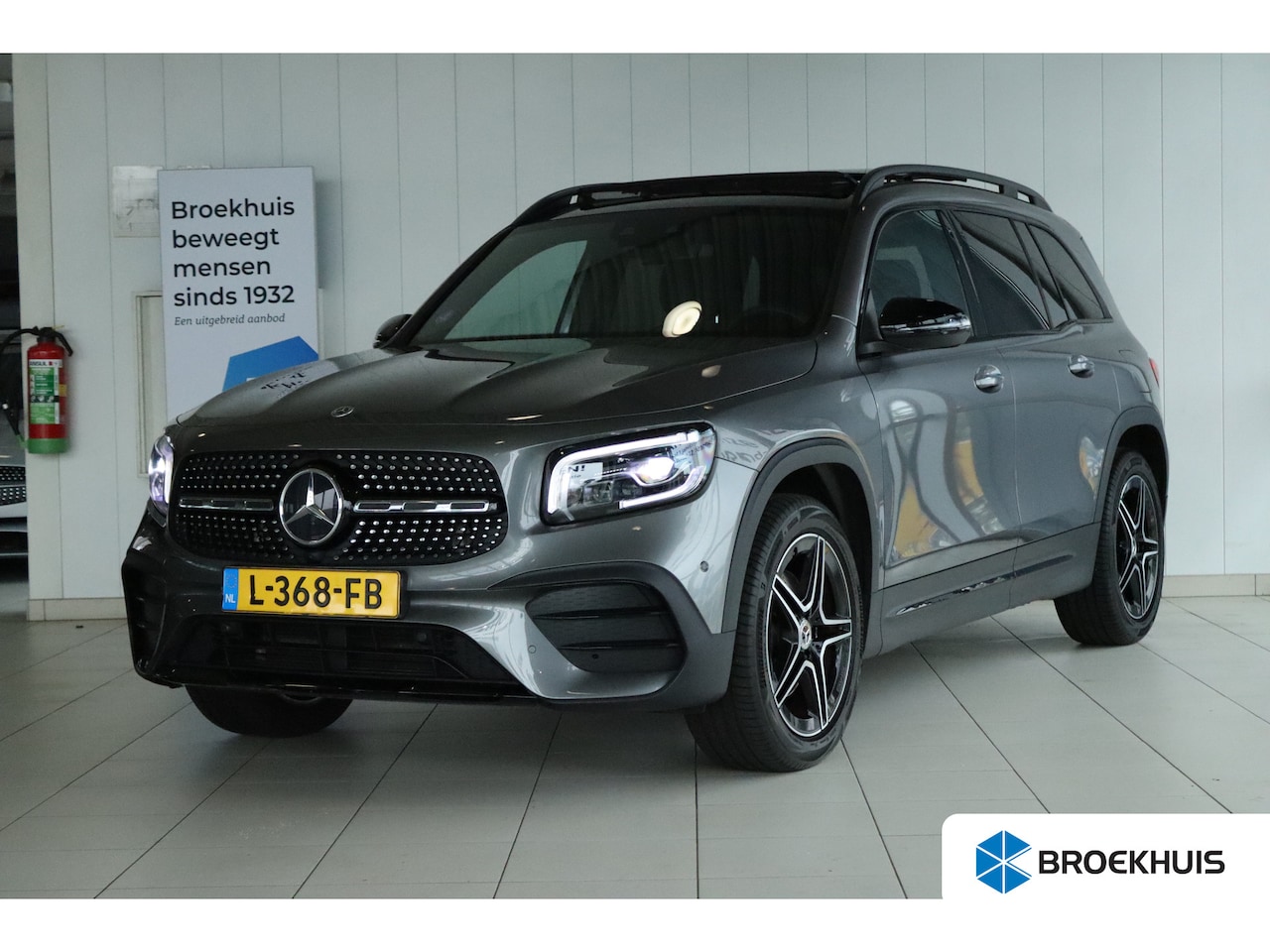 Mercedes-Benz GLB - 200 Business Solution AMG ''OP AFSPRAAK'' | Cruise Control | Schuifdak | Stoelverwarming | - AutoWereld.nl