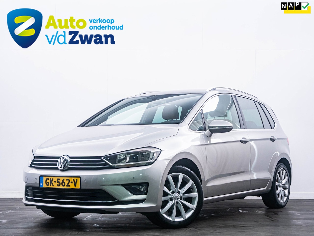 Volkswagen Golf Sportsvan - 1.2 TSI Business Edition DSG|PDC! - AutoWereld.nl