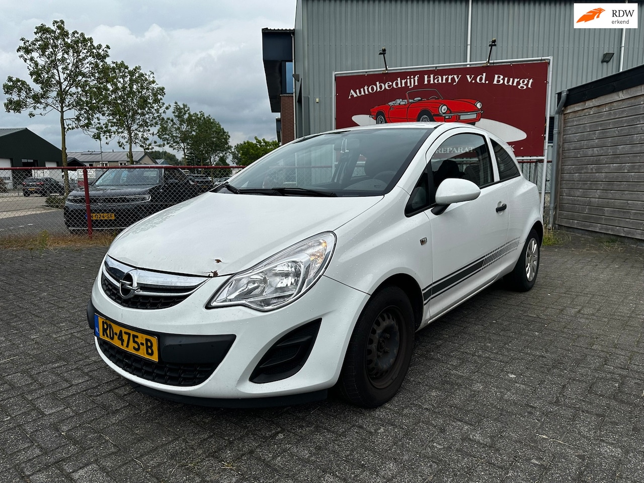 Opel Corsa - 1.2 EcoFlex Selection APK tot 20-02-2027 - AutoWereld.nl