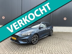 Ford Focus Wagon - 1.0 EcoBoost ST Line Business / navi / ad. cruise / pano dak / camera / winterpakket