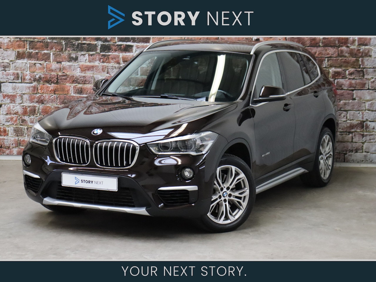 BMW X1 - sDrive20i High Executive xLine / Navigatiesysteem Plus / Trekhaak / Achteruitrijcamera / L - AutoWereld.nl