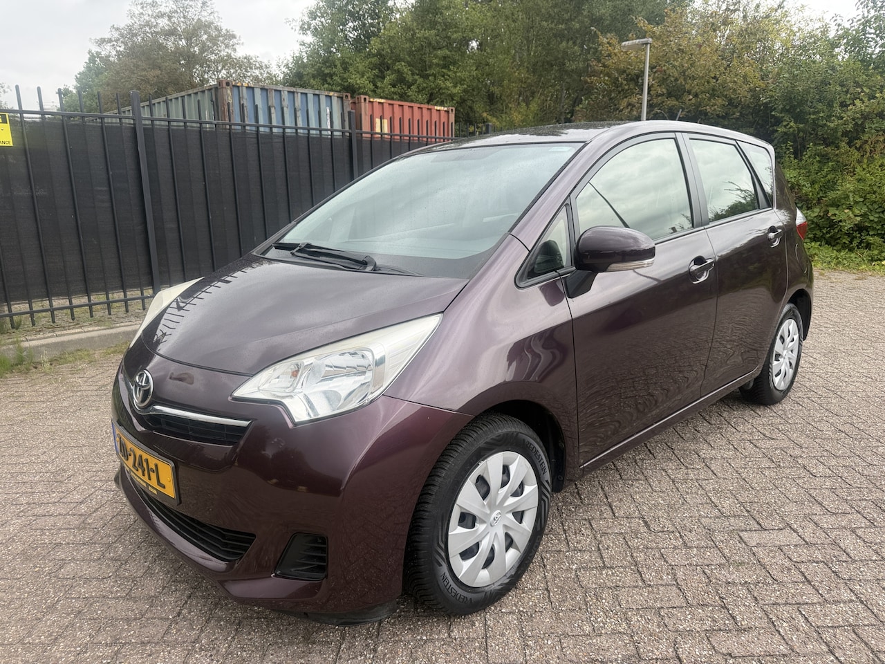 Toyota Verso S - 1.3 VVT-i 6 Versn Comfort Airco - AutoWereld.nl
