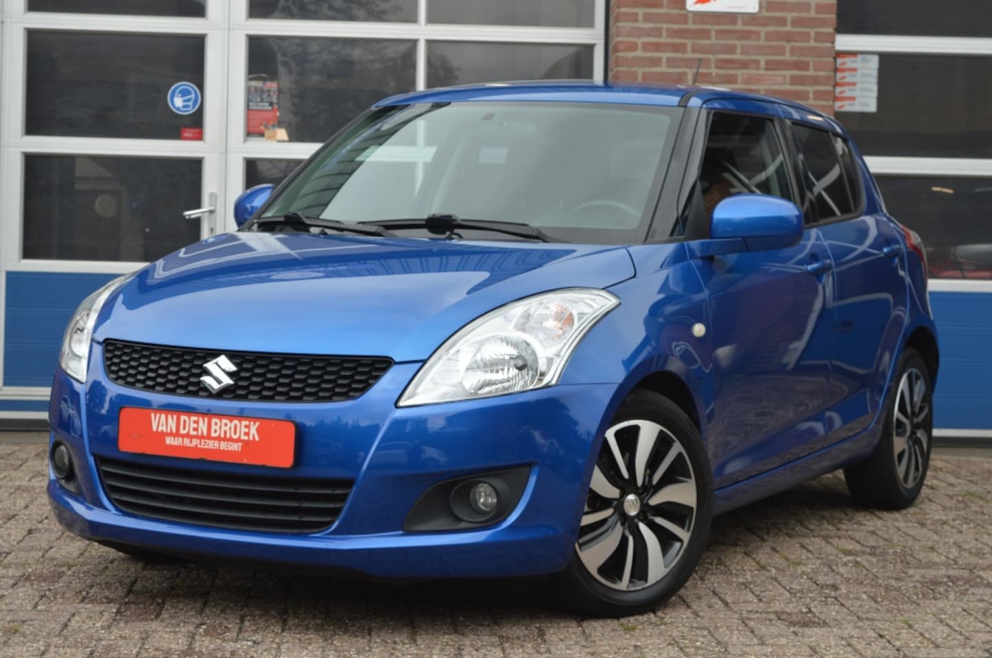 Suzuki Swift - 1.2 Exclusive | AUT - AIRCO - STOELVERW - AutoWereld.nl