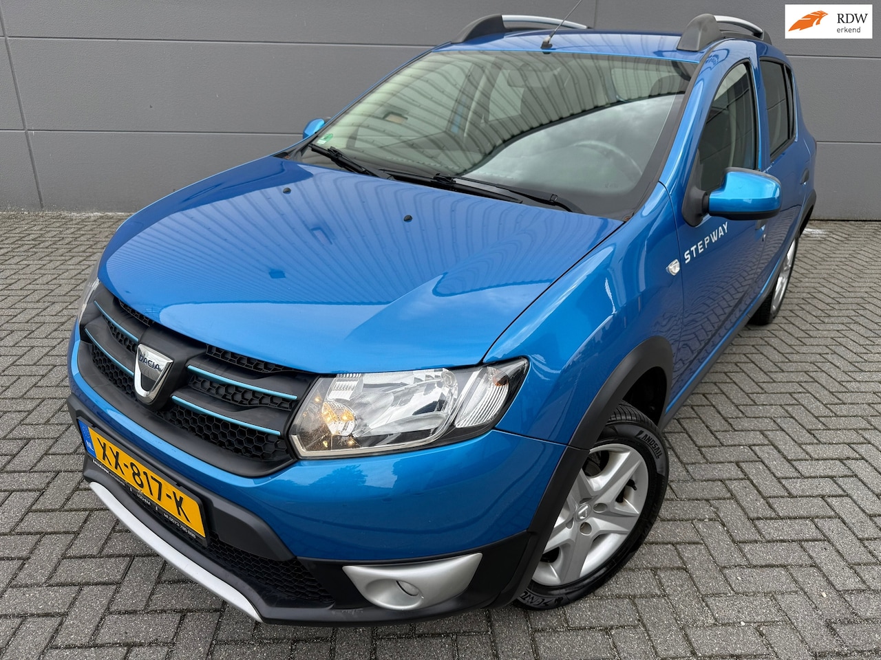 Dacia Sandero Stepway - 0.9 TCe Lauréate*NAVI*Trekhaa*Cruise*Airco*Park-Sensoren*APK - AutoWereld.nl