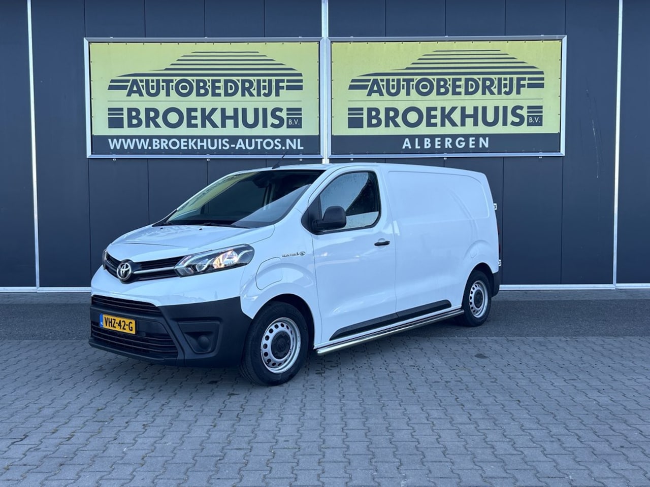 Toyota ProAce Electric Worker - Standard Range Navigator Standard Range Navigator - AutoWereld.nl