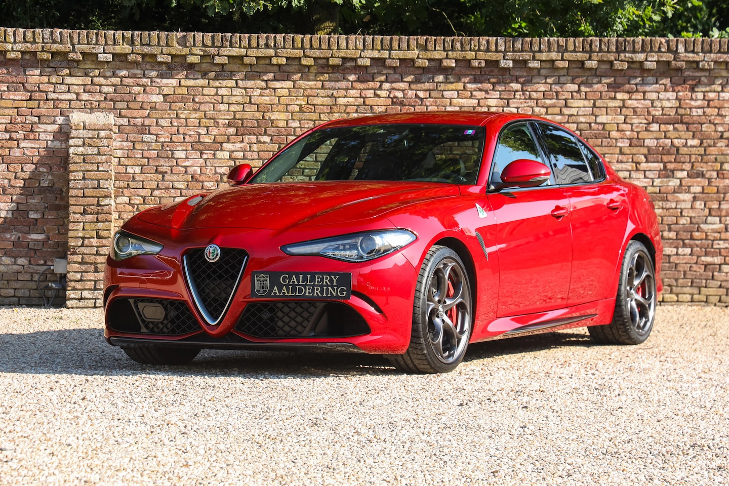 Alfa Romeo Giulia - 2.9 V6 Quadrifoglio Performance Edition "Manual and Carbon Seats by Sparco" Less than 25.0 - AutoWereld.nl