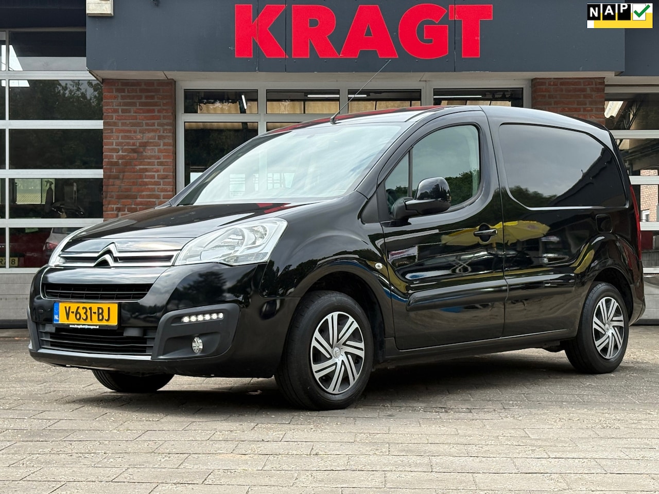 Citroën Berlingo - 1.6 BlueHDI 100 Business Economy S&S|EURO6|NAP|AUTOMAAT|airco|cruise|radio|drie zitplaatse - AutoWereld.nl