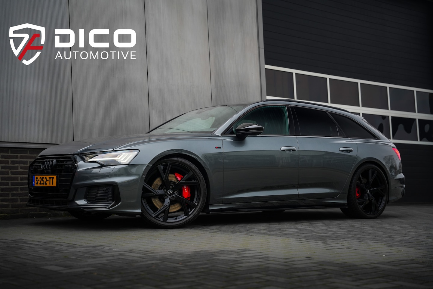 Audi A6 Avant - 55 TFSI 340pk V6 Quattro Sport S line Edition / Pano-Dak/ HD-Matrix/ Sport-Uitlaat/ Sport- - AutoWereld.nl