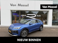 Volkswagen T-Roc - 1.5 eTsi Life First Edition | 150 PK | Automaat | Panorama Schuif/Kantel Dak | Stoel en St