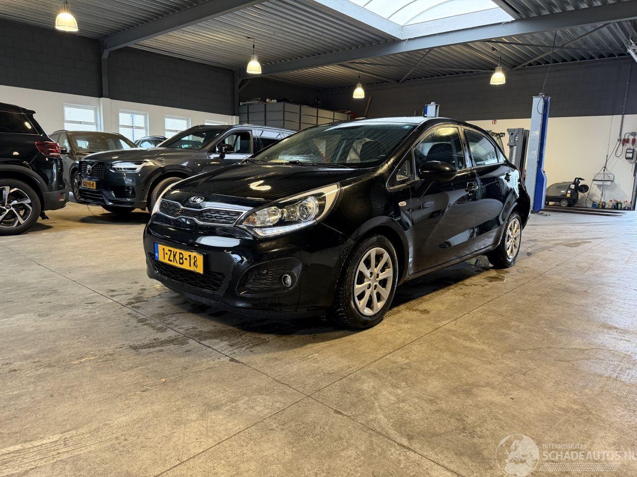 Kia Rio - 1.2 CVVT 1.2 CVVT - AutoWereld.nl