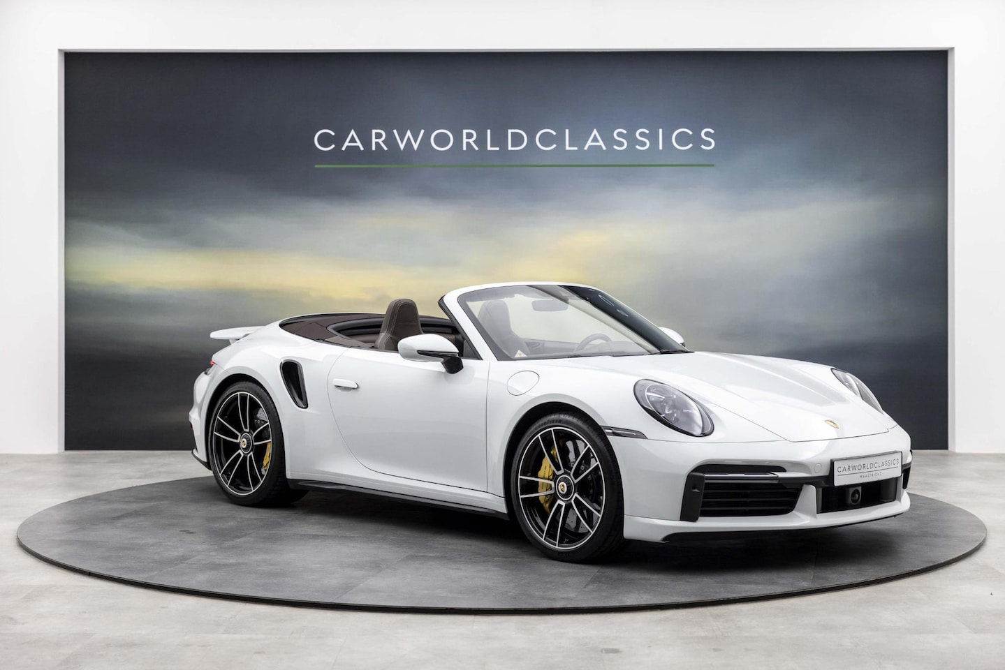 Porsche 911 Cabrio - 992 - 3.8 TURBO S | BURMESTER - AutoWereld.nl