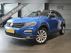 Volkswagen T-Roc - 1.0 TSI Style navi clima cruise pdc trekhaak 17 inch