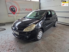 Renault Clio - 1.2 Special Line