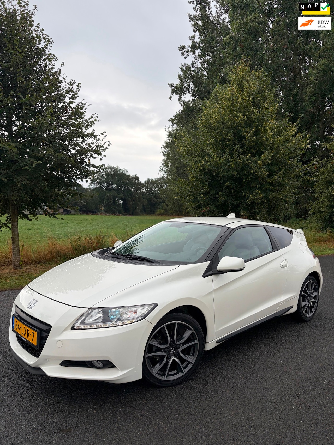 Honda CR-Z - 1.5 i-Vtec IMA Sport 1.5 i-Vtec IMA Sport, NAP, eerste eigenaar. Dealeronderhouden - AutoWereld.nl