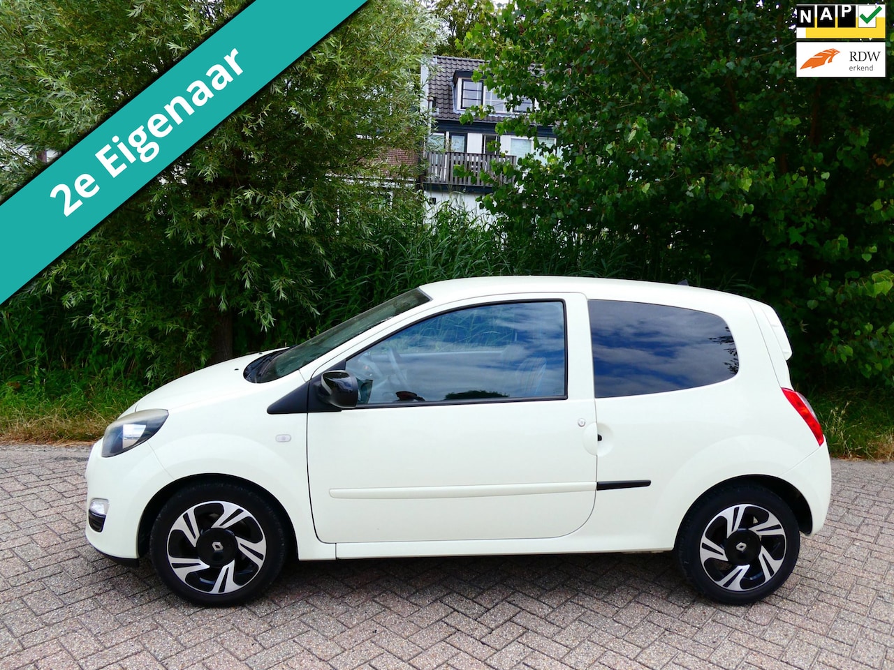 Renault Twingo - 1.2 16V Collection 2e eig. Airco Cruise Historie Zuinig A-Label - AutoWereld.nl