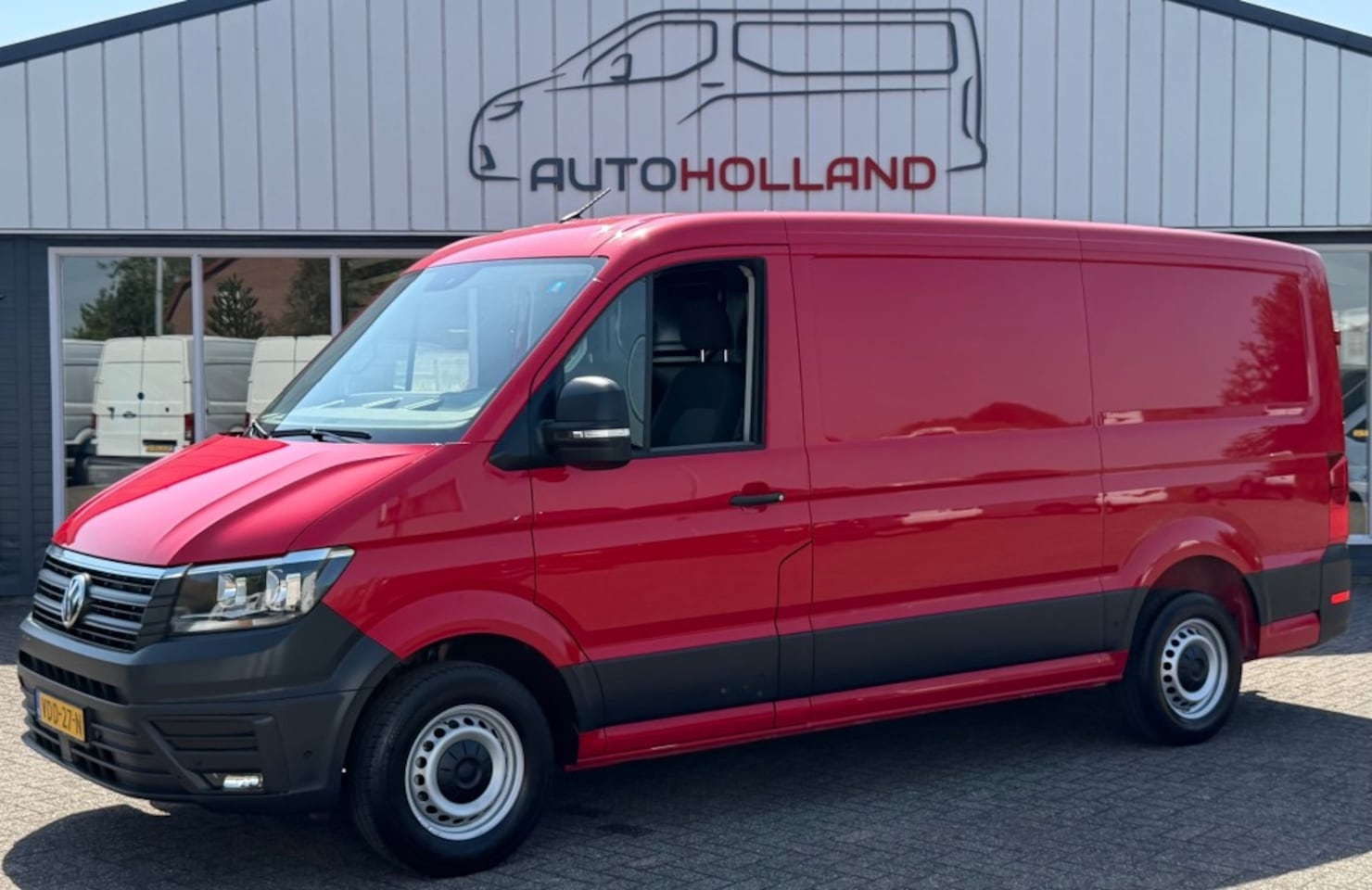 Volkswagen Crafter - 2.0 TDI 130KW 177PK L3H2 EURO 6 3000KG TREKGEWICHT/ AIRCO/ CRUISE CONTROL/ TREKHAAK/ 100% - AutoWereld.nl