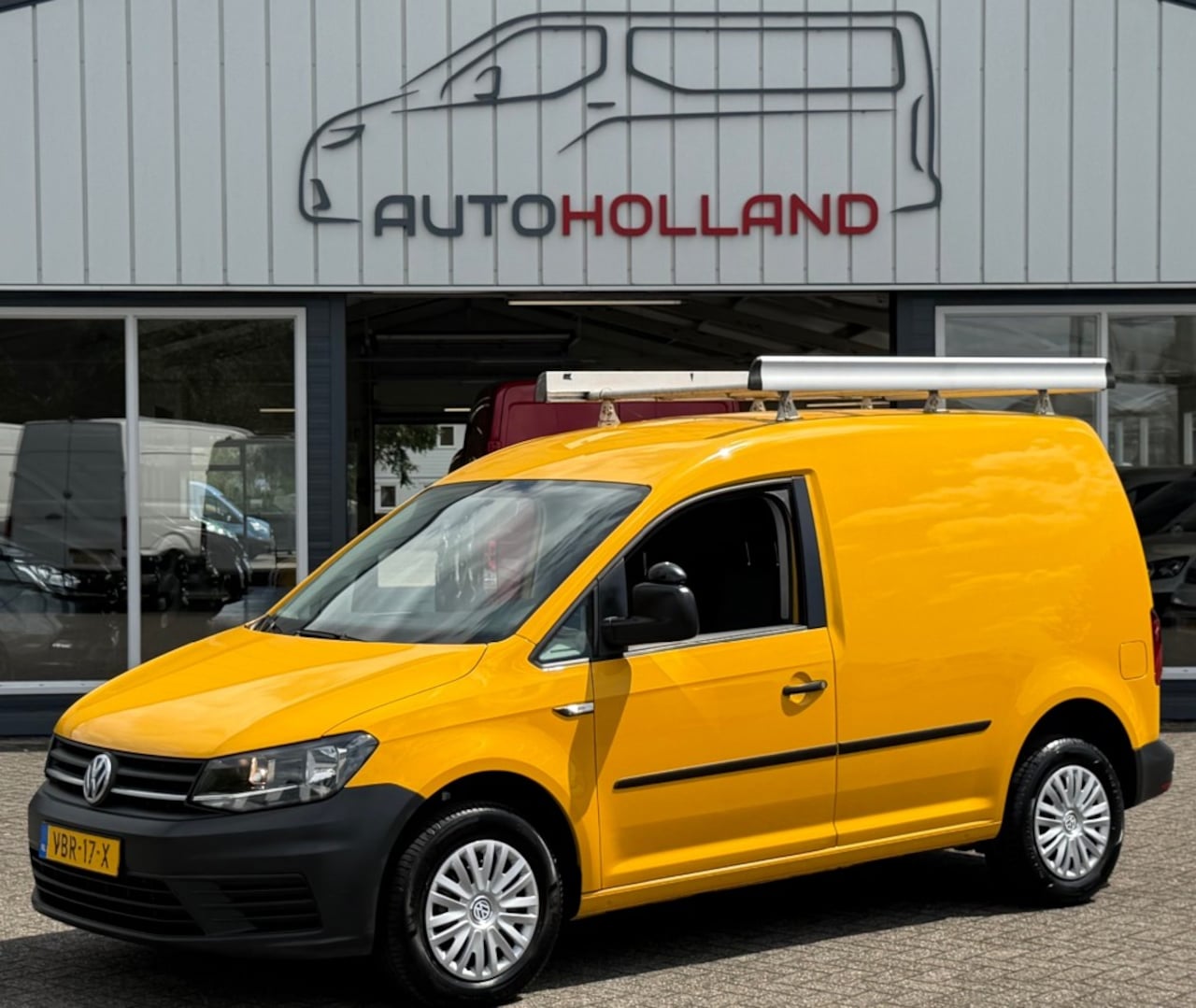 Volkswagen Caddy - 2.0 TDI 55KW 75PK EURO 6 AIRCO/ CRUISE CONTROL/ IMPERIAAL/ PARKEERSENSOREN/ 100% DEALEROND - AutoWereld.nl