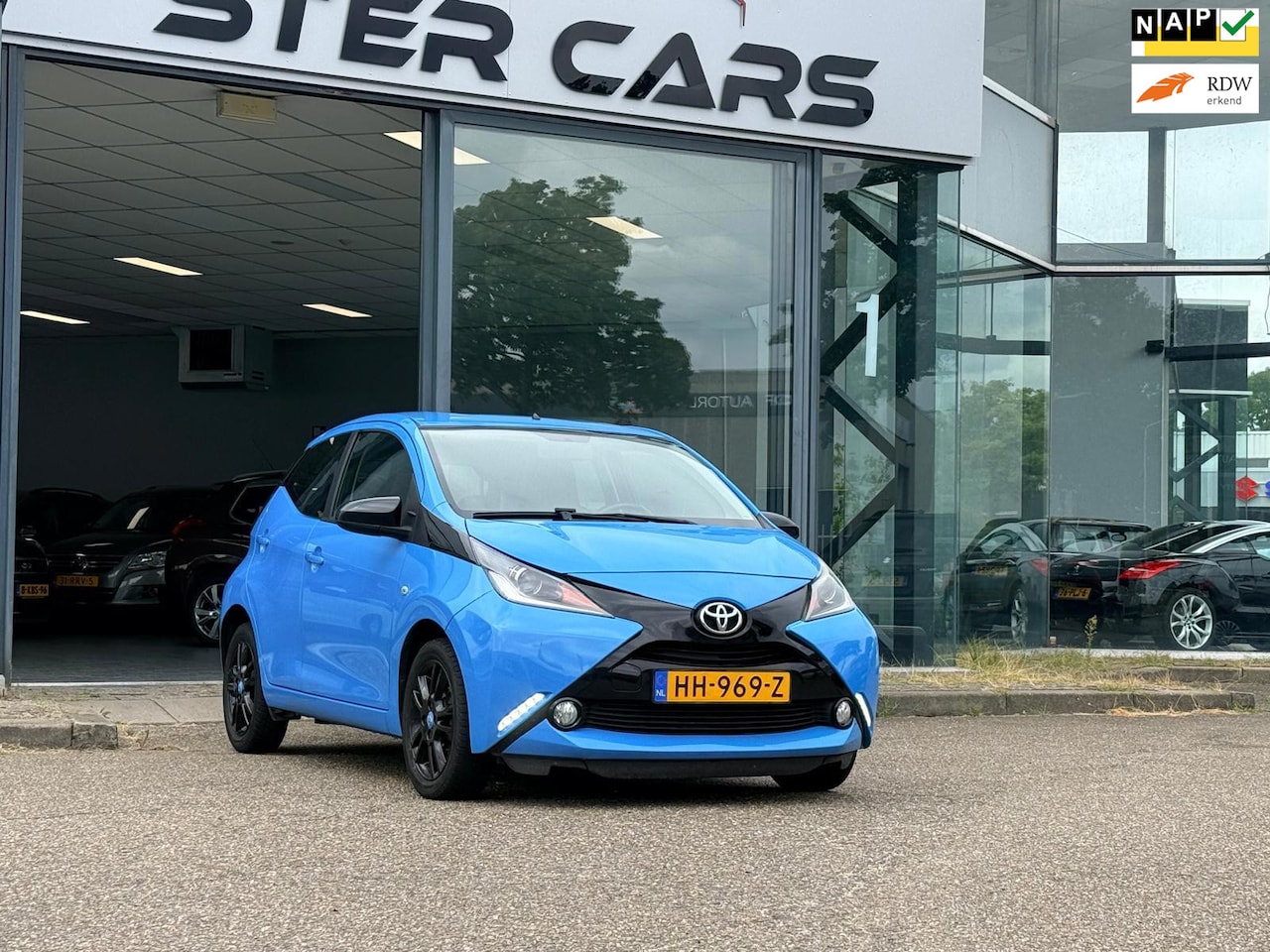 Toyota Aygo - 1.0 VVT-i x-cite|Automaat|Navi|Camera|Airco|NAP|APK| - AutoWereld.nl