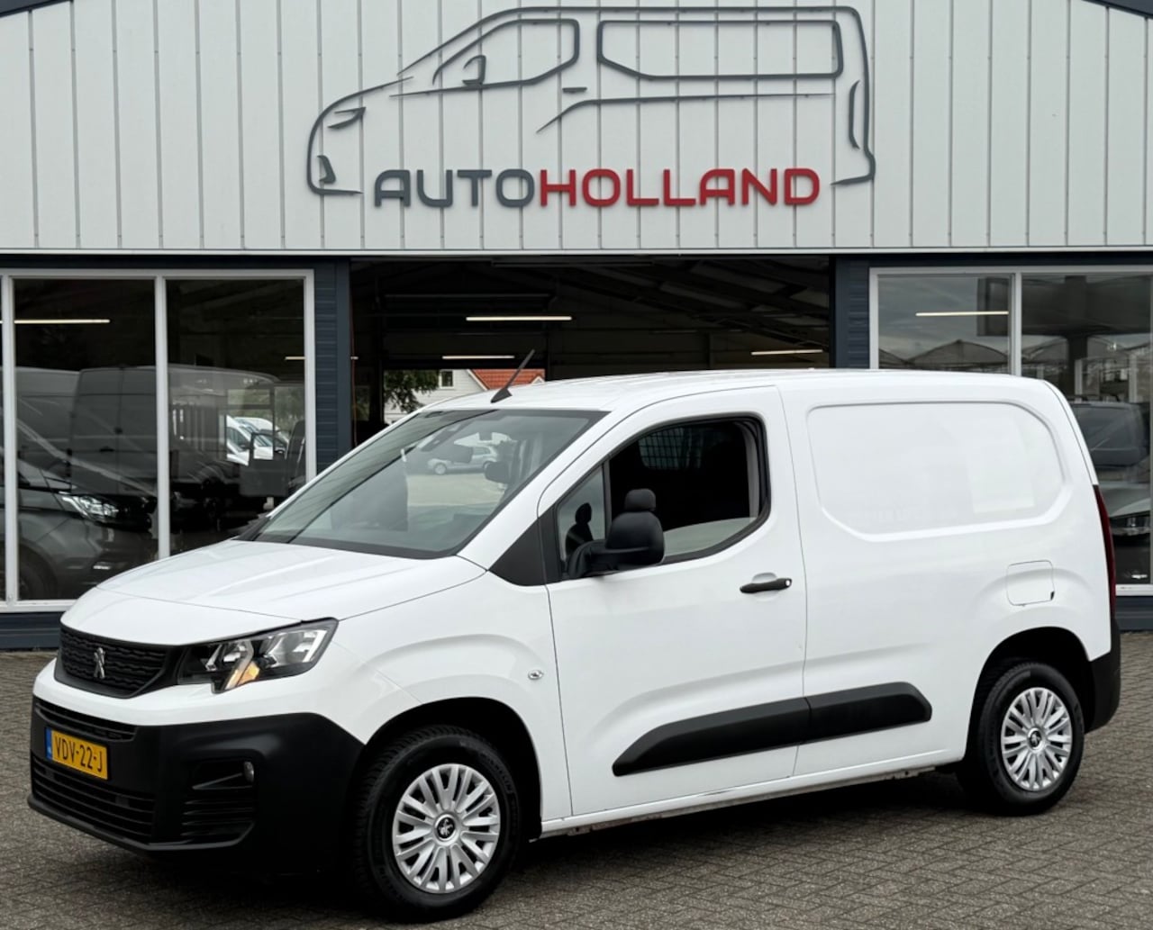 Peugeot Partner - 1.5 BLEUHDI 56KW 76PK EURO 6 AIRCO/ CRUISE CONTROL/ NAVIGATIE/ SCHUIFDEUR/ 100% DEALERONDE - AutoWereld.nl