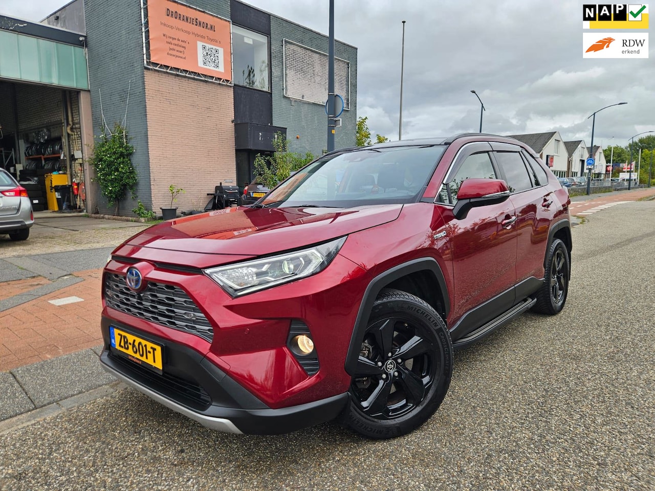 Toyota RAV4 - 2.5 Hybrid AWD Executive GARANTIE Trekhaak Sunroof Vol optie - AutoWereld.nl