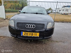 Audi TT - 1.8 5V Turbo. LET OP ADRES. SUSTEREN