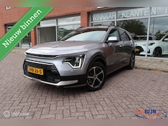 Kia Niro - 1.6 GDi Hybrid ExecutiveLine Carpaly Navi pano