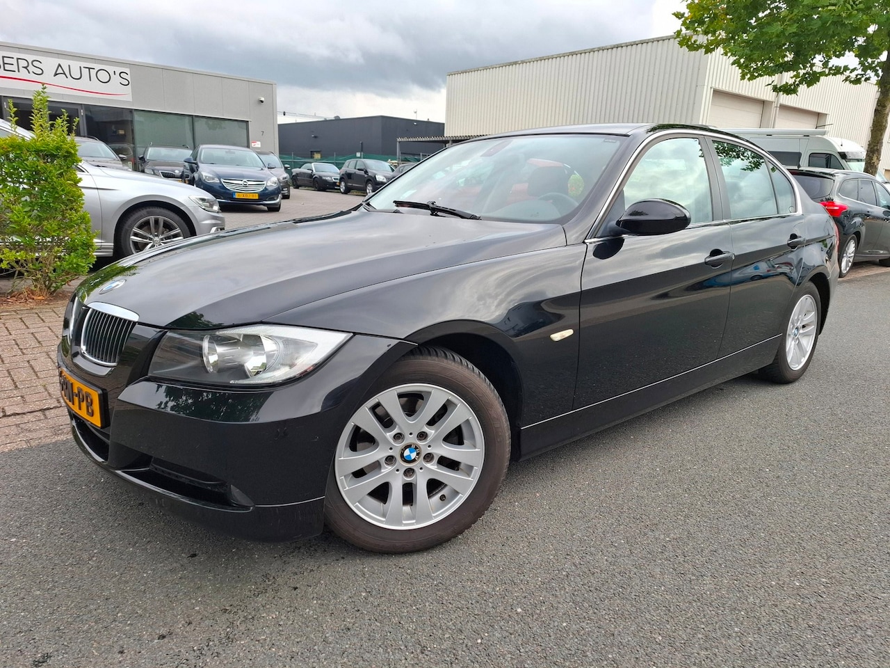 BMW 3-serie - 320i Dynamic Executive CLIMA/CRUISE/PDC! - AutoWereld.nl