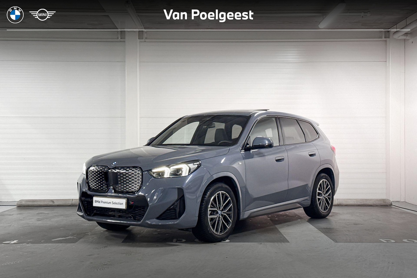 BMW iX1 - eDrive20 | M-sport | Panoramadak | Harman Kardon | Driving Assistant Plus | - AutoWereld.nl