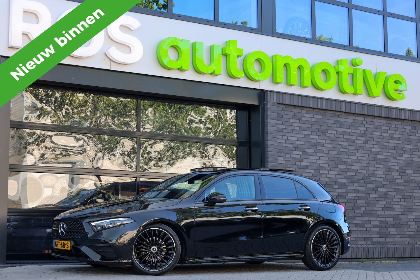 Mercedes-Benz A-klasse - 180 AMG Line | FACELIFT | DEALER.OND | PANO | CARPLAY | CAMERA | KEYLESS | - AutoWereld.nl