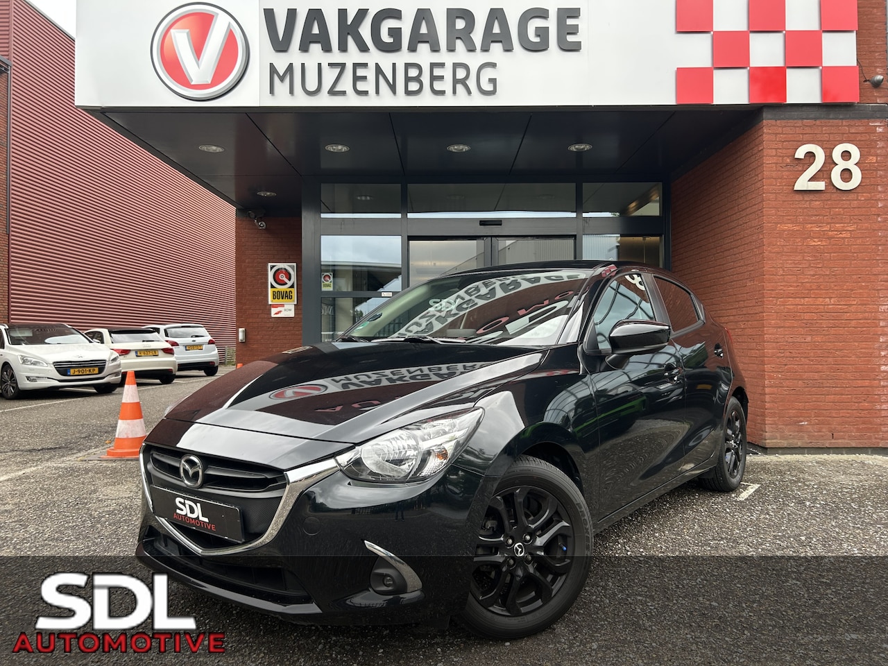 Mazda 2 - 1.5 Skyactiv-G TS+ // DEALER ONDERHOUDEN!! // NAVI // CLIMA // PDC // CAMERA // CRUISE // - AutoWereld.nl