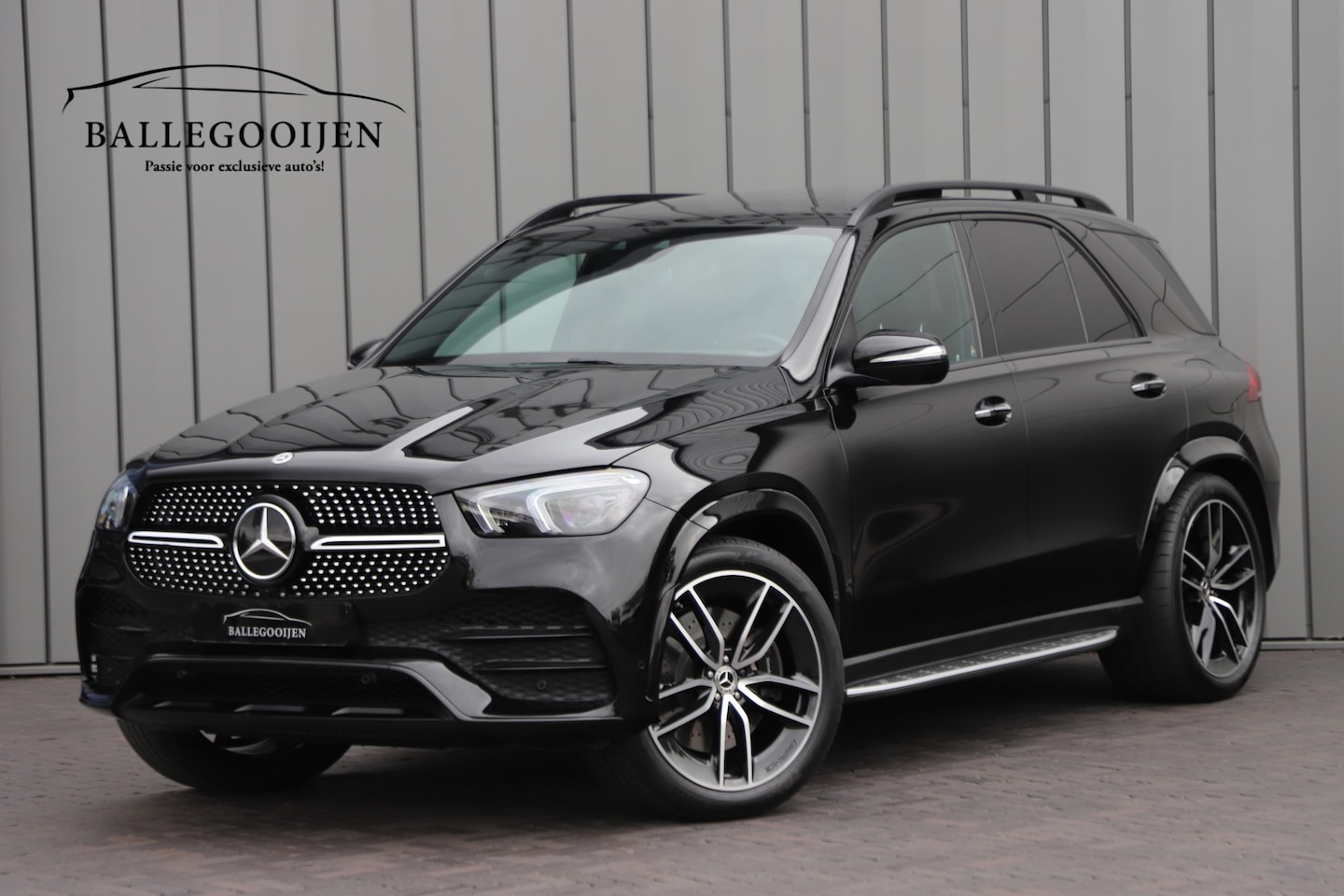 Mercedes-Benz GLE-Klasse - 350e AMG 4-Matic | 333PK | Luchtvering | Burmester | Keyless-go | Memory | Sfeerverlichtin - AutoWereld.nl