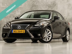 Lexus IS - 300h Hybrid Business Sport Automaat 223Pk (NAVIGATIE, CAMERA, CLIMATE, SPORTSTOELEN, LM VE
