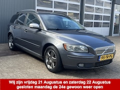 Volvo V50 - 1.8 Edition II Sport Airco Cruise controle Stuurwielbediening Leder bekleding Trekhaak 130