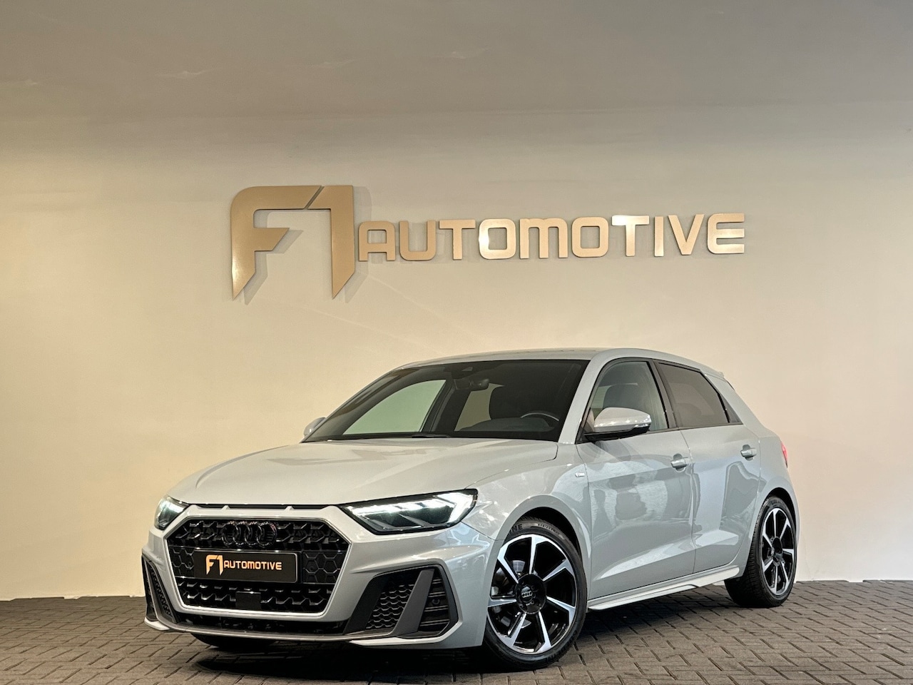 Audi A1 Sportback - 30 TFSI Pro Line S Stoelverwarming |Lane Assist|Camera|Cruise Control - AutoWereld.nl