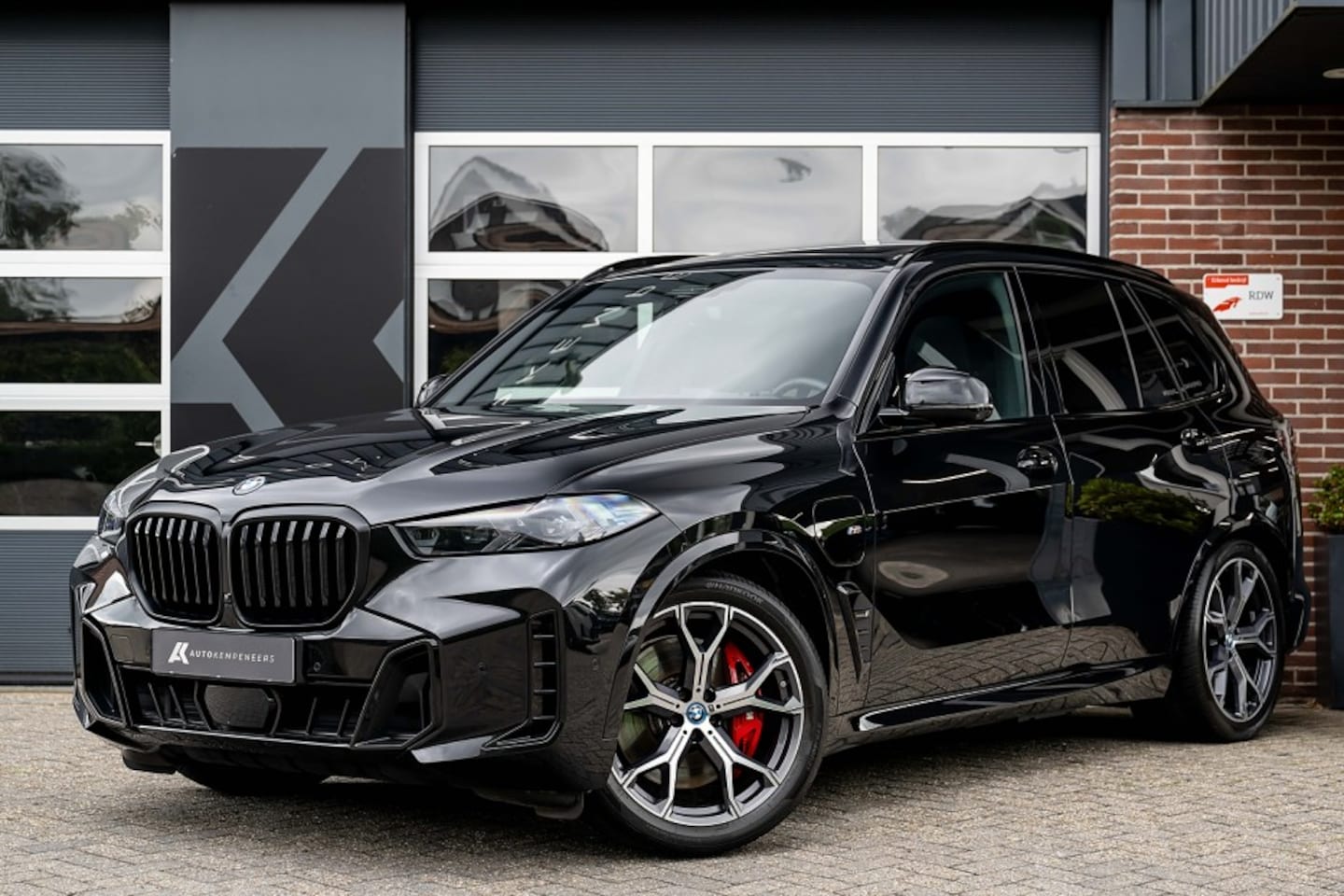 BMW X5 - xDrive50e M Sport Pro | Panorama Sky Lounge | Massage | Comfort Seats | Driving Ass. Prof. - AutoWereld.nl