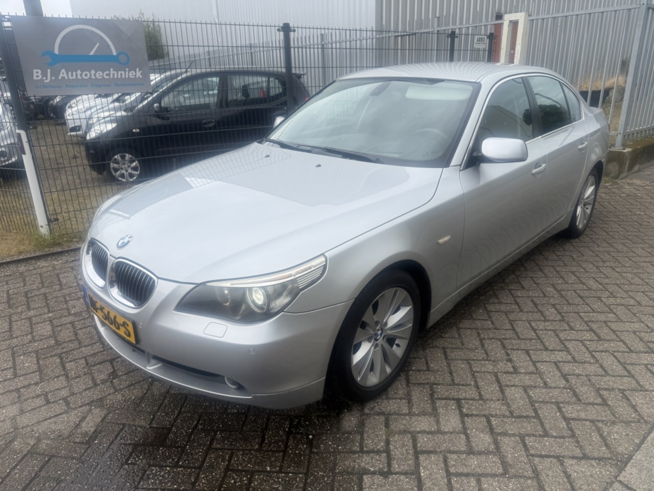 BMW 5-serie - 523i Executive 523i Executive - AutoWereld.nl