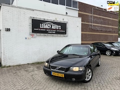 Volvo S60 - 2.4 Edition - APK 11/2026 - RIJDT & SCHAKELT GOED