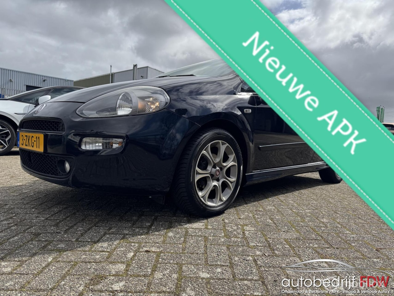 Fiat Punto Evo - 0.9 TwinAir/3D/TREKHAAK/PDC/NAP/CRUISE CONT/ - AutoWereld.nl