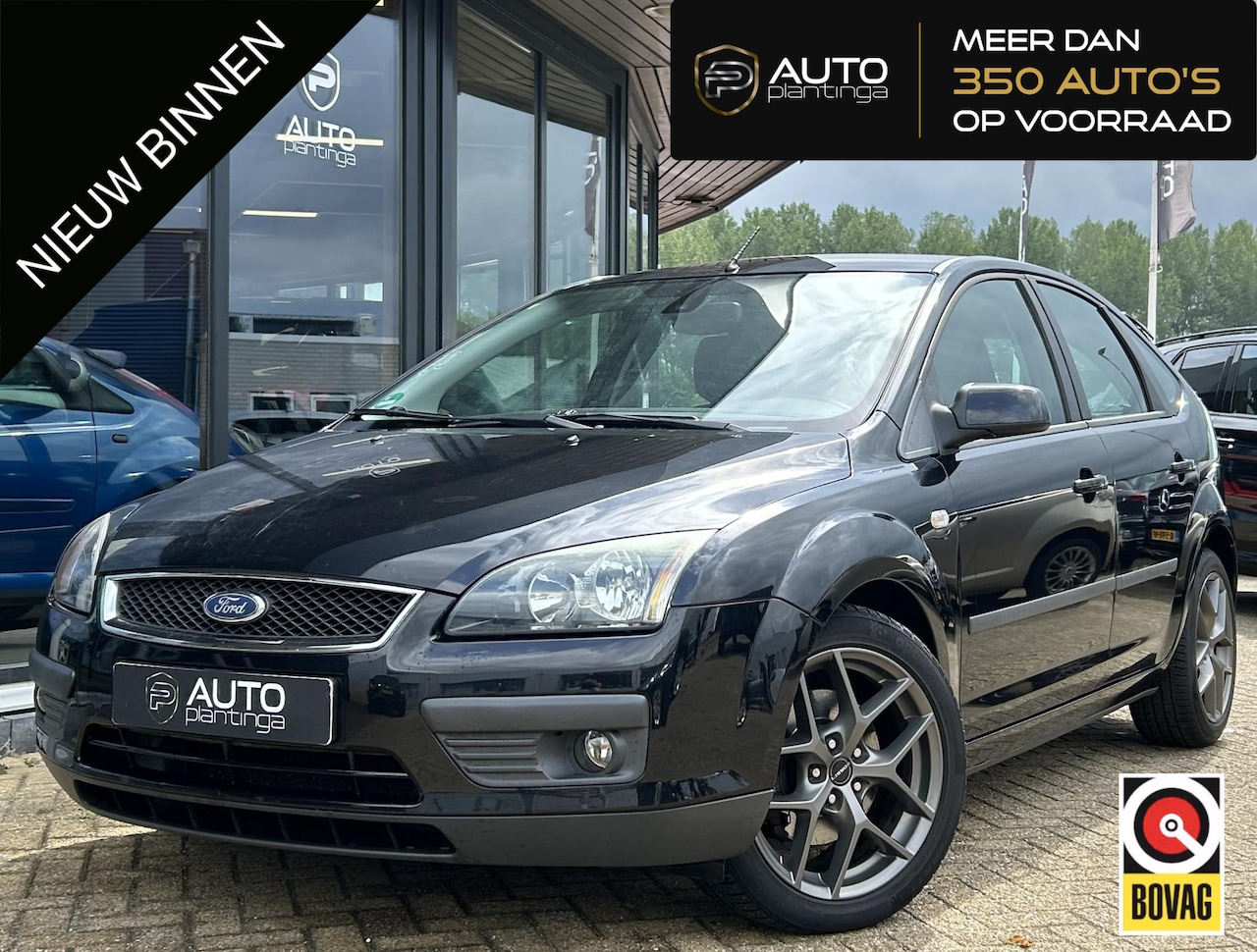 Ford Focus - 2.0-16V Rally Edition 145PK | NL AUTO | NAP | Trekhaak | Cruise Control | Airco | Lichtmet - AutoWereld.nl