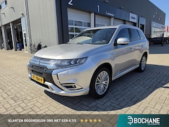 Mitsubishi Outlander - 2.4 PHEV Instyle | 360º Camera | Trekhaak | Open dak |