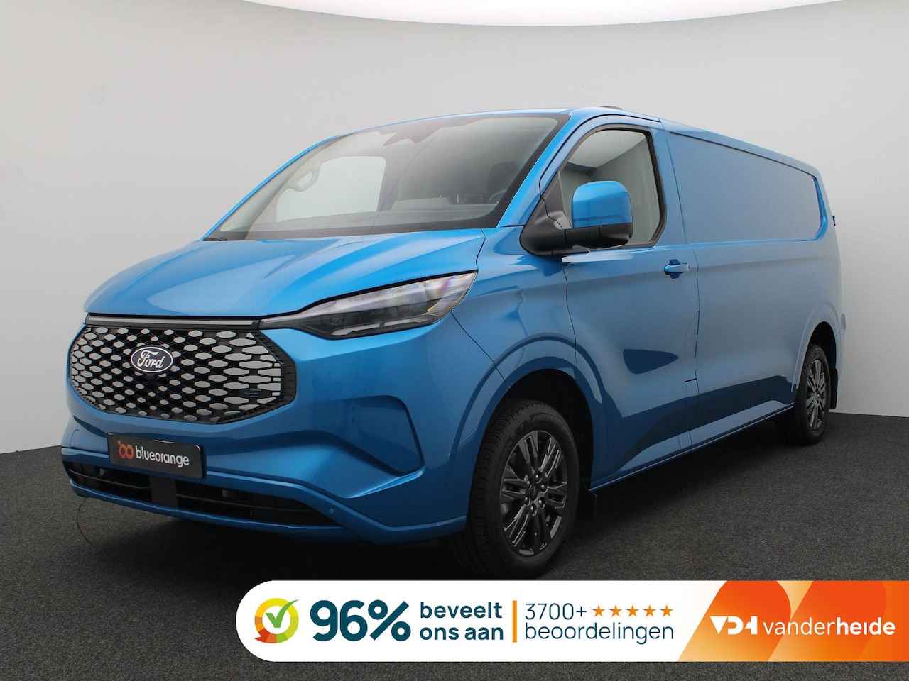 Ford E-Transit Cust. - 320 L2H1 Limited 65 kWh 218PK Aut. 360gr. camera, Keyless, 17" LM Velgen, B&O Audio, Adapt - AutoWereld.nl