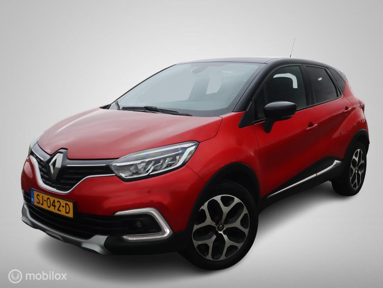 Renault Captur - 0.9 TCe Edition One Navigatie|Leer|Stoelverwarming|Trekhaak|Parkassist|Camera|17LMV - AutoWereld.nl