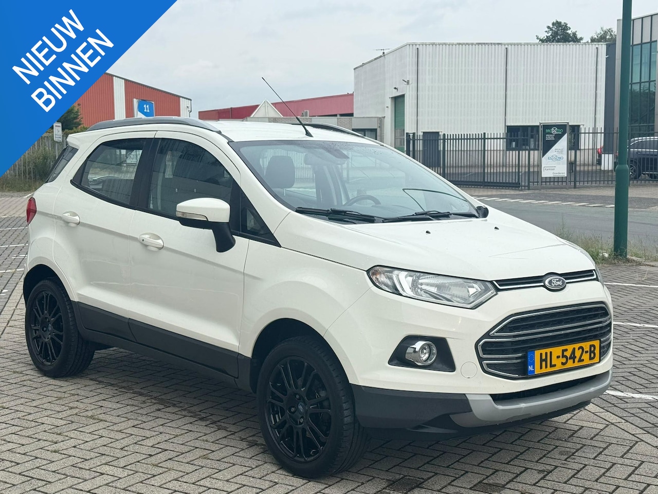 Ford EcoSport - 1.0 EcoBoost Titanium Distr. vv/Trekhaak/LM velgen - AutoWereld.nl