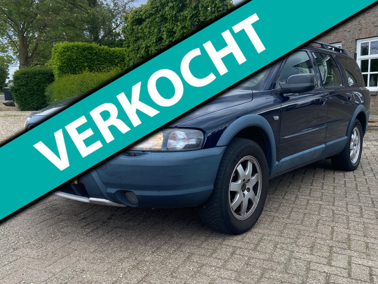 Volvo V70 Cross Country - 2.4 T Comfort Line 2.4 T Comfort Line - AutoWereld.nl