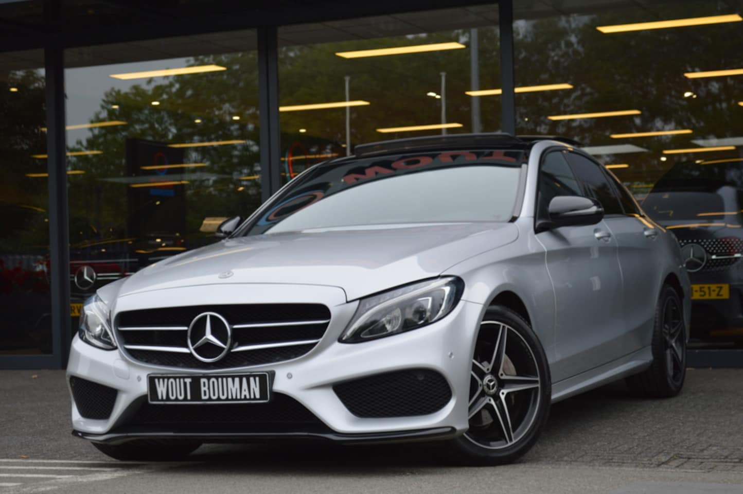 Mercedes-Benz C-klasse - 200 AMG-Line Led Leder Panorama Night Afn.trekh Pdc - AutoWereld.nl