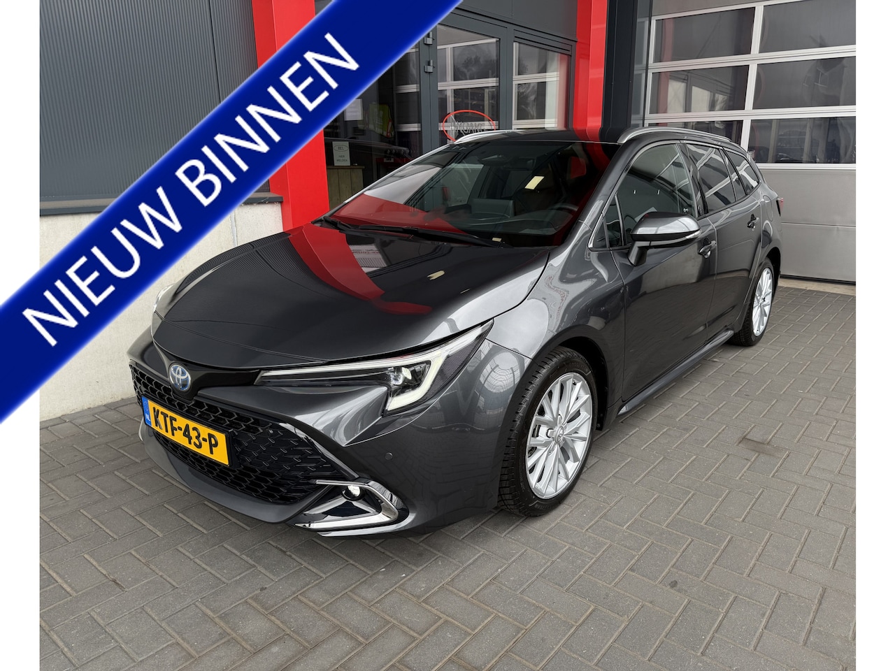 Toyota Corolla Touring Sports - Hybrid 140 Dynamic - AutoWereld.nl