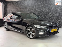 BMW 3-serie - 320i Executive Edition