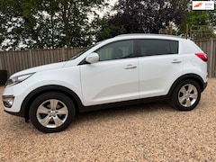 Kia Sportage - 1.6 GDI Plus Pack 1e Eigenaar & Navigatie & Camera & Trekhaak