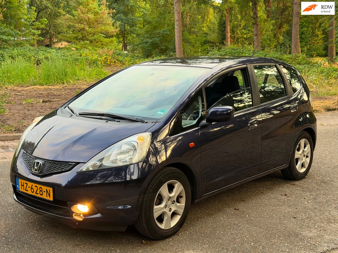 Honda Jazz - 1.2 V.TEC 2010 Paars Airco topstaat - AutoWereld.nl