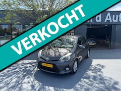 Toyota Yaris - 1.5 Full Hybrid Aspiration/automaat/ Aiirco/cruise/camera/NAP/1e eigenaar/12 maanden garan